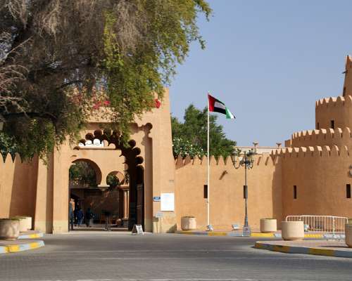 Al Ainin Unesco-kohteet ja ajaminen Abu Dhabi...
