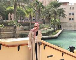 In Dubai We Wear Abayas