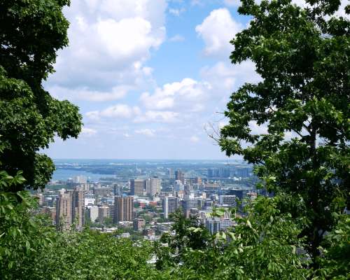 Québec City vai Montréal, kummassa kannattaa ...