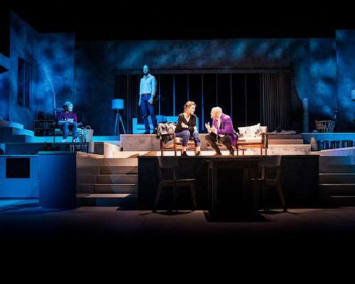 Next to Normal - Svenska Teatern