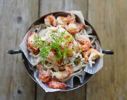 Rapukauden helppo pasta Easy crayfish pasta