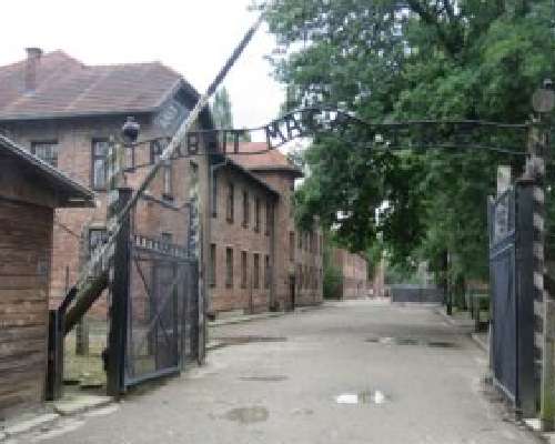 Retki Krakovasta: Auschwitz-Birkenau keskitys...