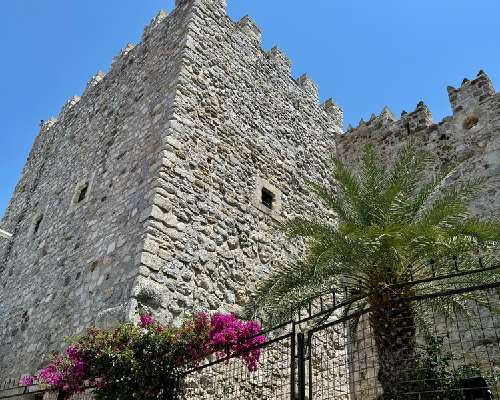 Marmaris Kalesi - A Sweet Castle above Marmar...