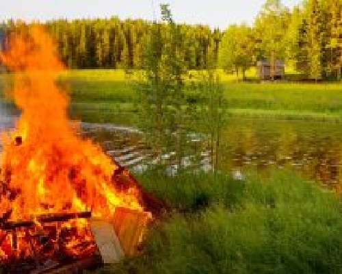 Miksi juhannusta vietetään