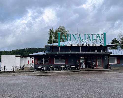 Munkkeja ja minitomaatteja