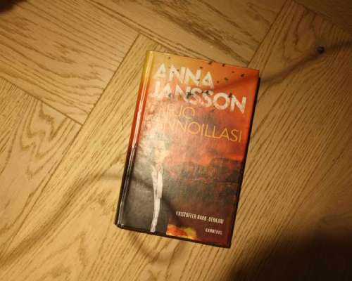Anna Jansson: Varjo kannoillasi
