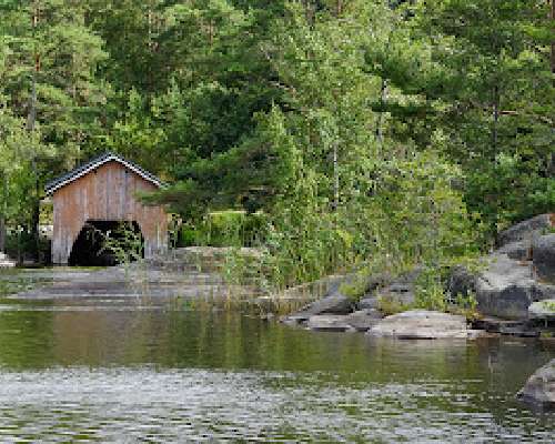 Velhoveden kierros, haaksirikkoja ja hirsitaloja