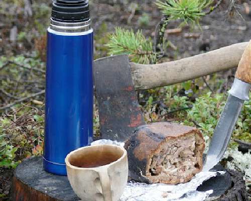 Lihakukko on metsämiehen tuhti retkieväs